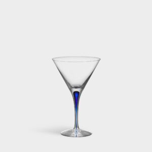 6257455 Intermezzo Martini Blue Orrefors Erika Lagerbielke PRO 01 1x1 51d2d79c 7678 4300 b66b 99dfaa4e1687 jpg