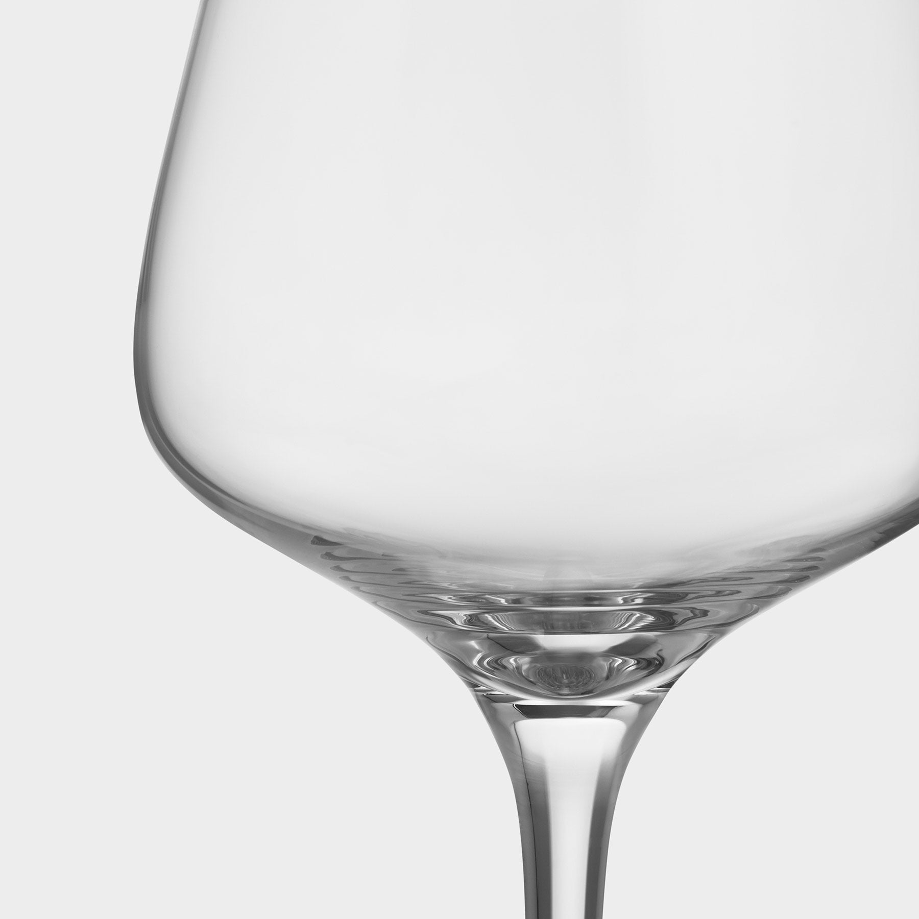 6295302 Pulse Wine 4 pack Orrefors Ingegered Raman closeup jpg 6295302 Pulse Wine 4 pack Orrefors Ingegered Raman closeup jpg