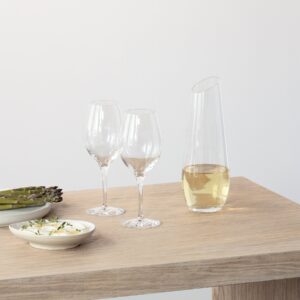 6310102 6310185 More wine Enjoy carafe Orrefors Erika Lagerbielke ENV 02 POR 3x4 74c39adf 1cf8 494c b0ba db64da547ad9 jpg