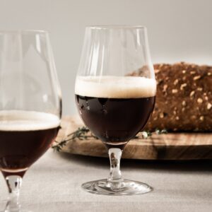 6312001 Beer taster Clear Orrefors Erika Lagerbielke PRO lifestyle 04 jpg