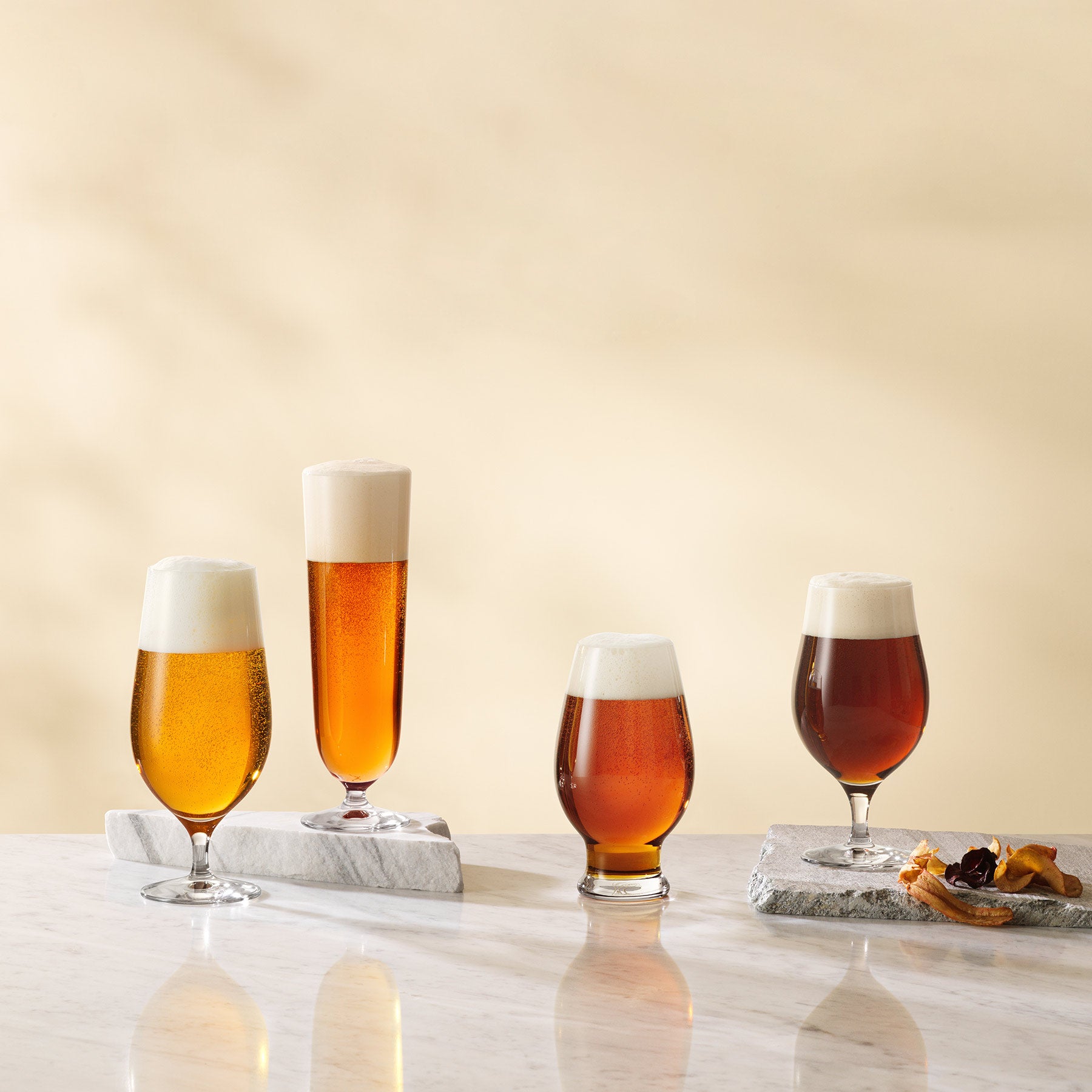 6312002 6312001 6312007 6312003 Beer lager Clear Orrefors Erika Lagerbielke lifestyle 01 jpg