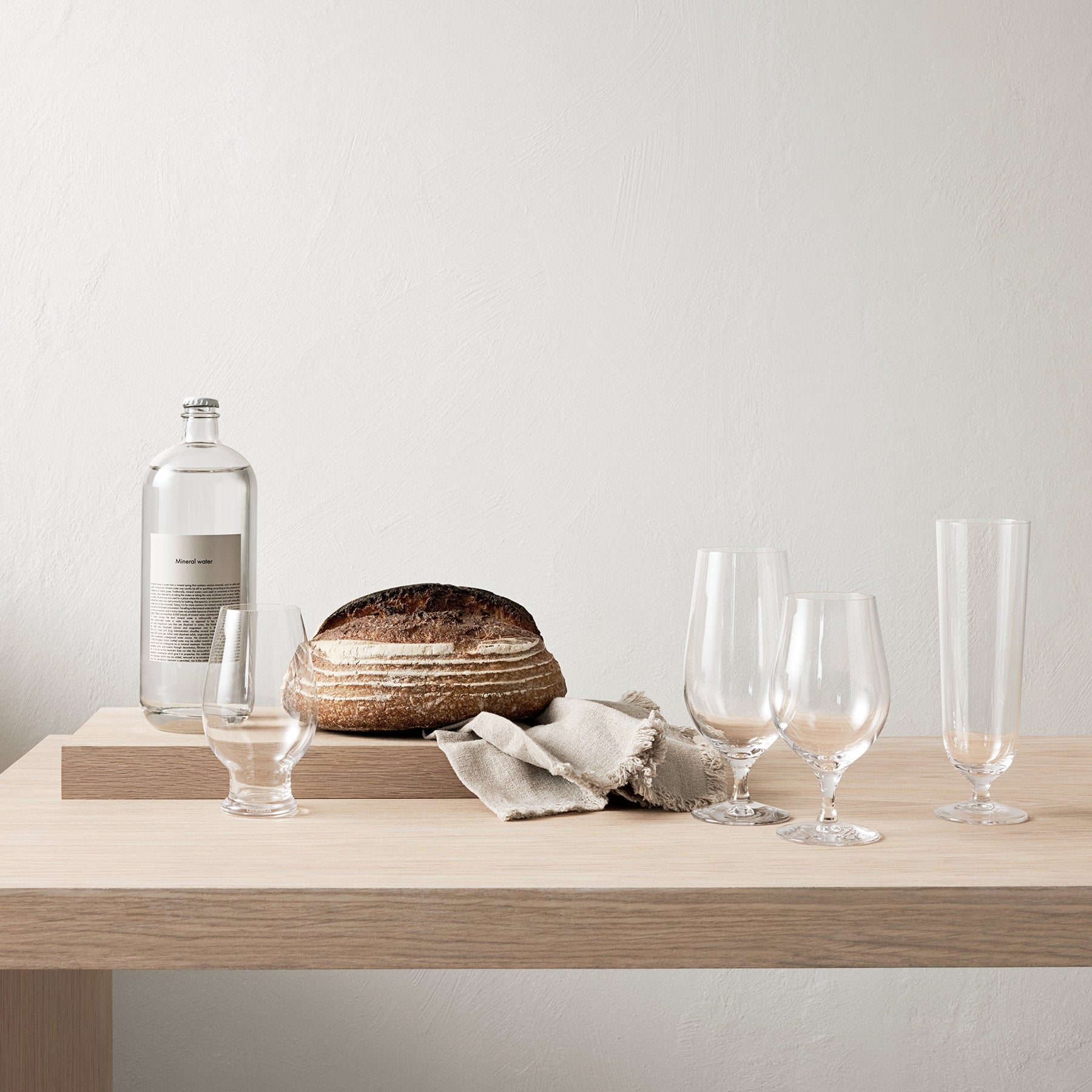 6312002 6312001 6312007 6312003 Beer lager Clear Orrefors Erika Lagerbielke lifestyle 05 jpg