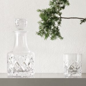 6383481 Sofiero decanter 1 jpg