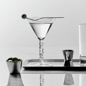 6590121 4 Carat Martini jpg