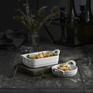 221716BL Toulouse Bakeware Lifestyle