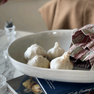 223036BL Teck Bakeware Lifestyle 2