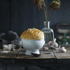 400150BL Generale SoupTureen Lifestyle png