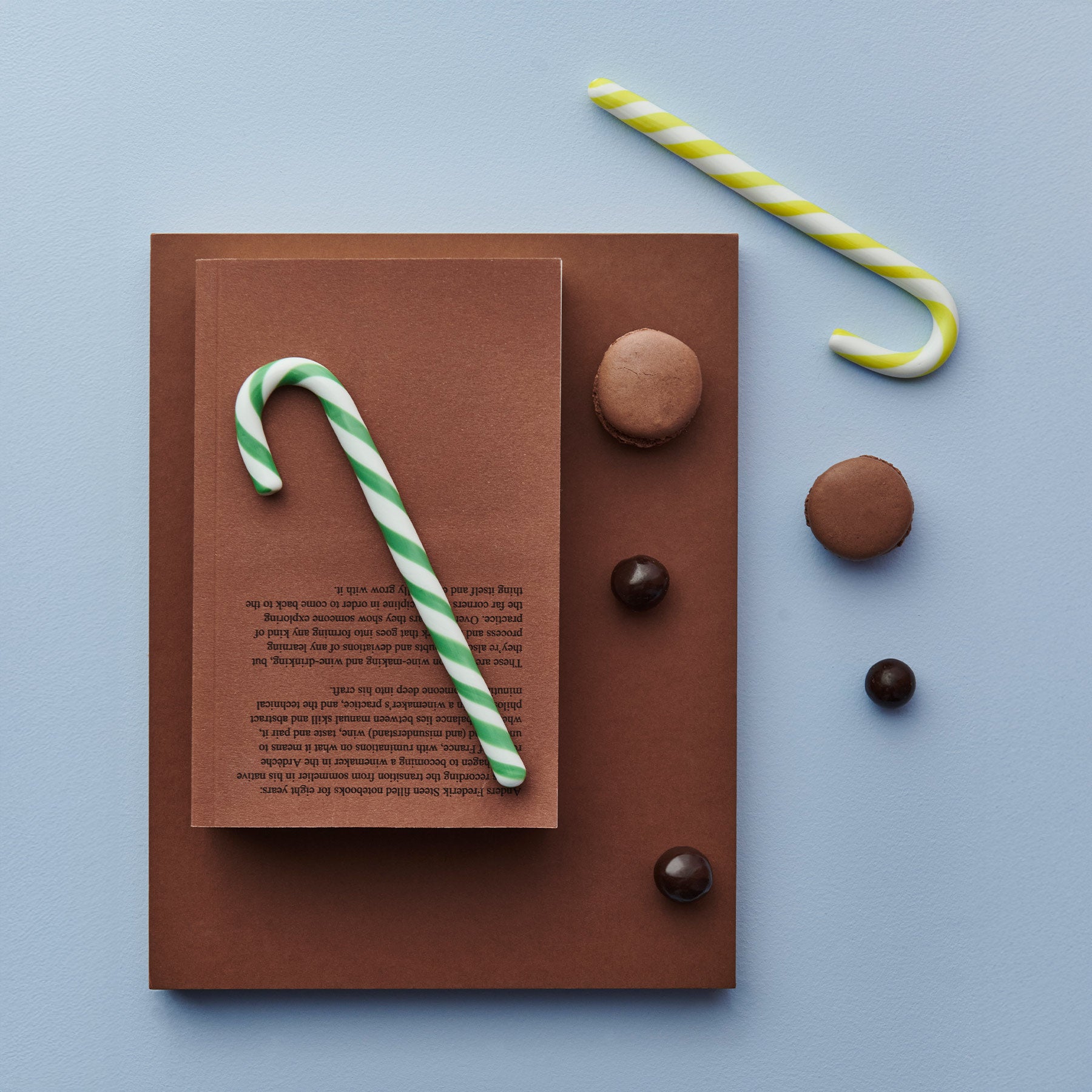 7092420 7092426 Polka Candy Cane white green yellow 170mm Kosta Boda ENV 3x4 f8984765 c4d3 4dd4 8776 3410f3b1b3ff jpg